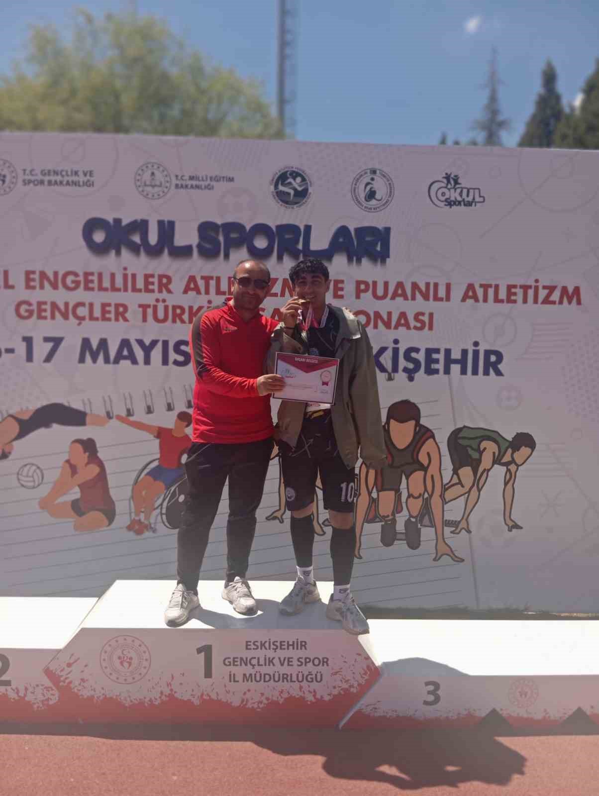 Özalplı Ferhat Çıkar Türkiye birincisi oldu