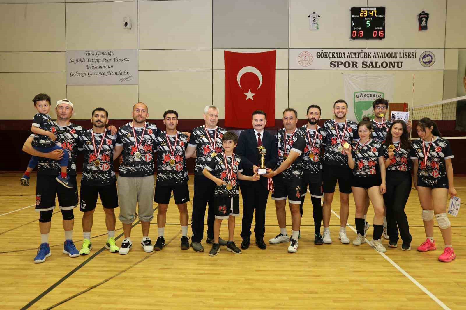 Gökçeada’da 7. geleneksel voleybol turnuvası düzenlendi