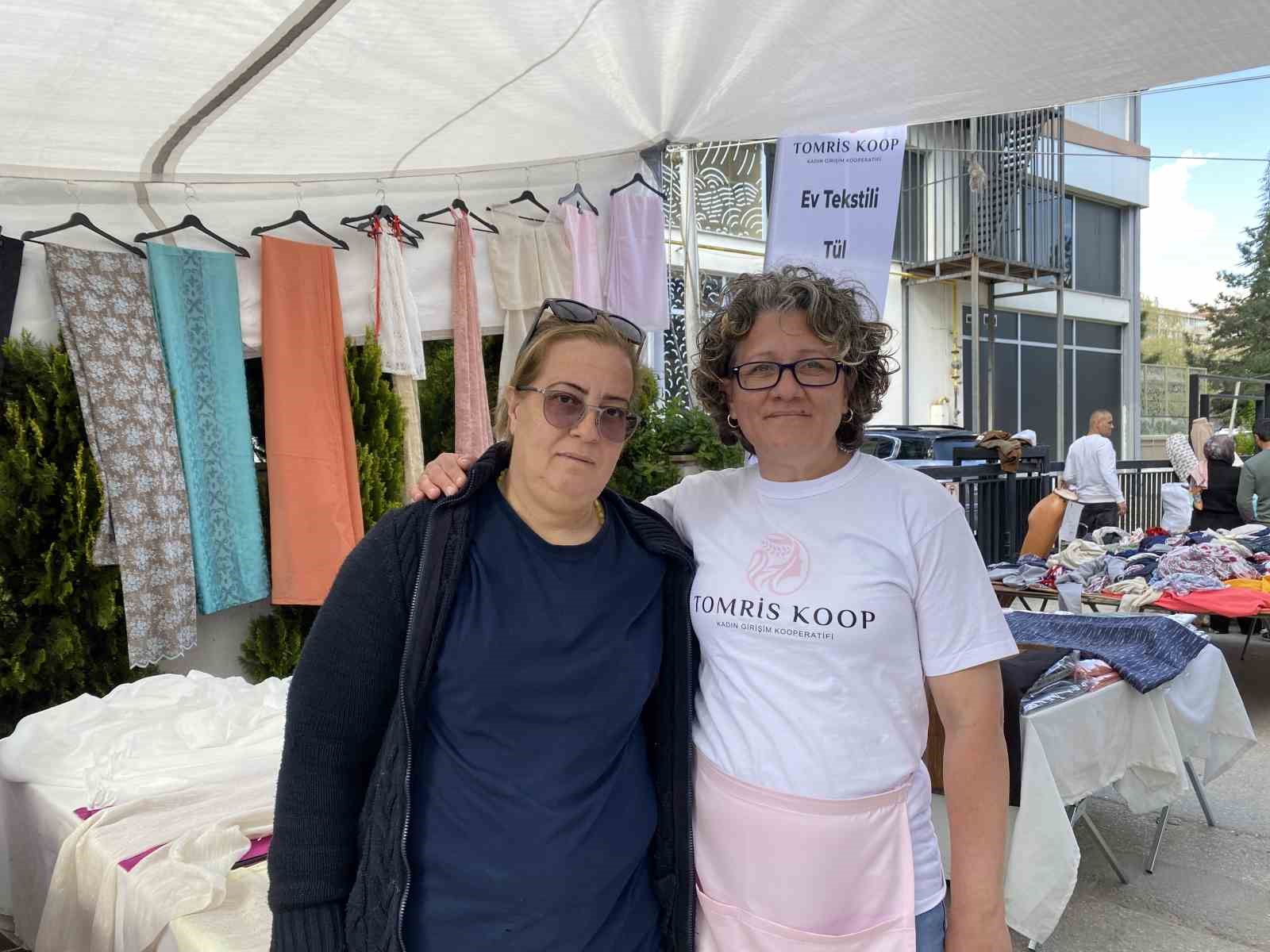 Girişimci kadınların el emeği pazarda kazanca d&ouml;n&uuml;ş&uuml;yor
