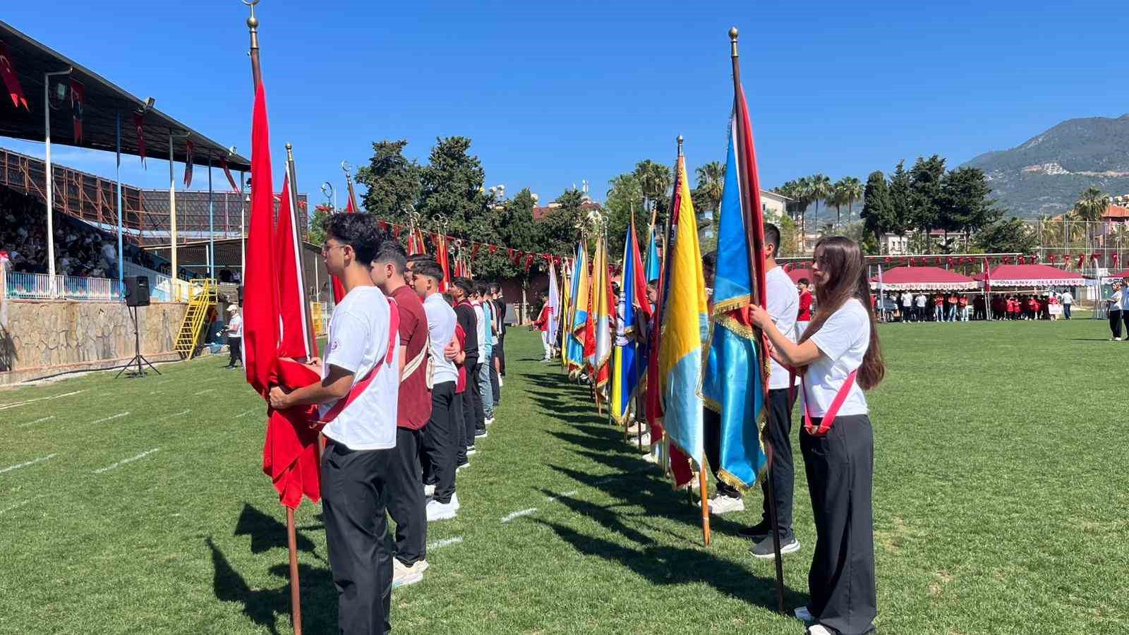 Alanya&rsquo;da yabancı vatandaşlar da bayram kutlamalarına katıldı
