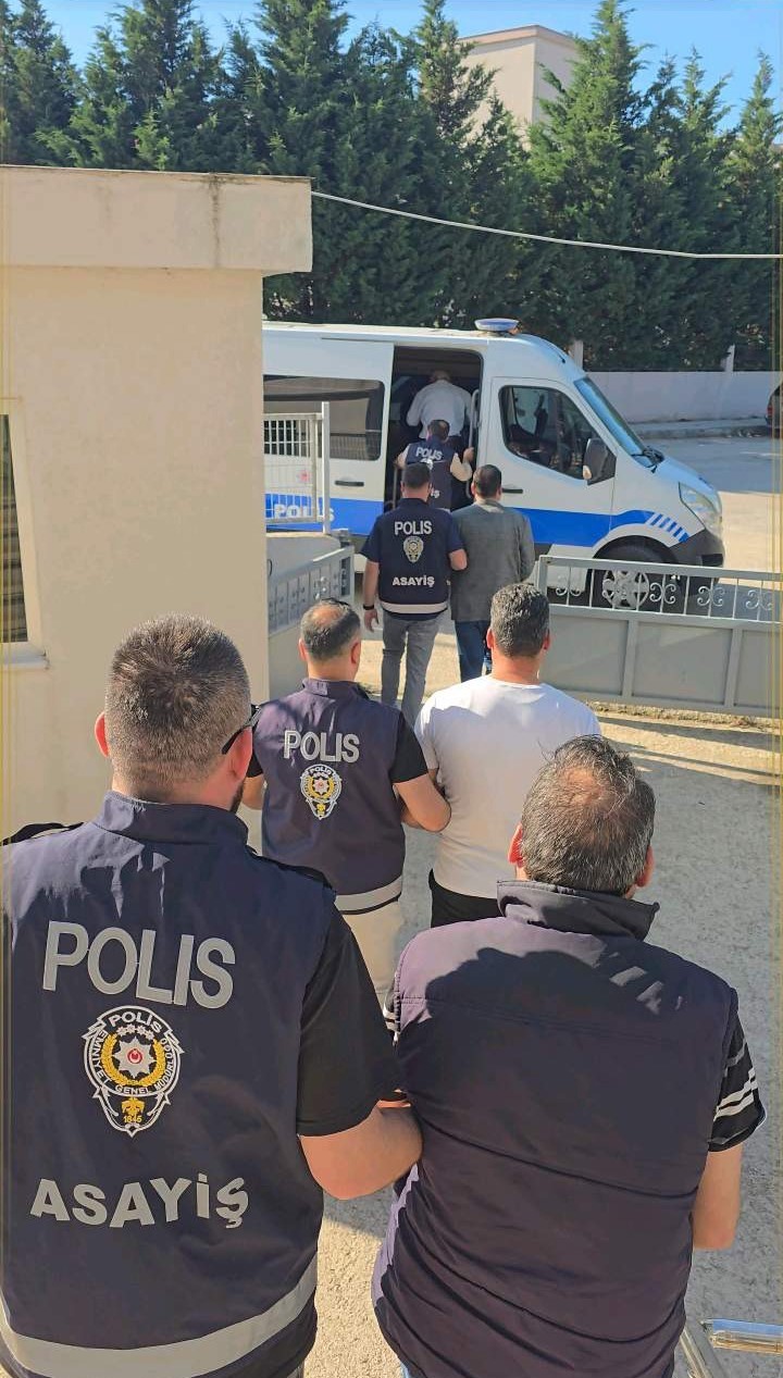 Karacabey’de aranan 4 hükümlü yakalandı