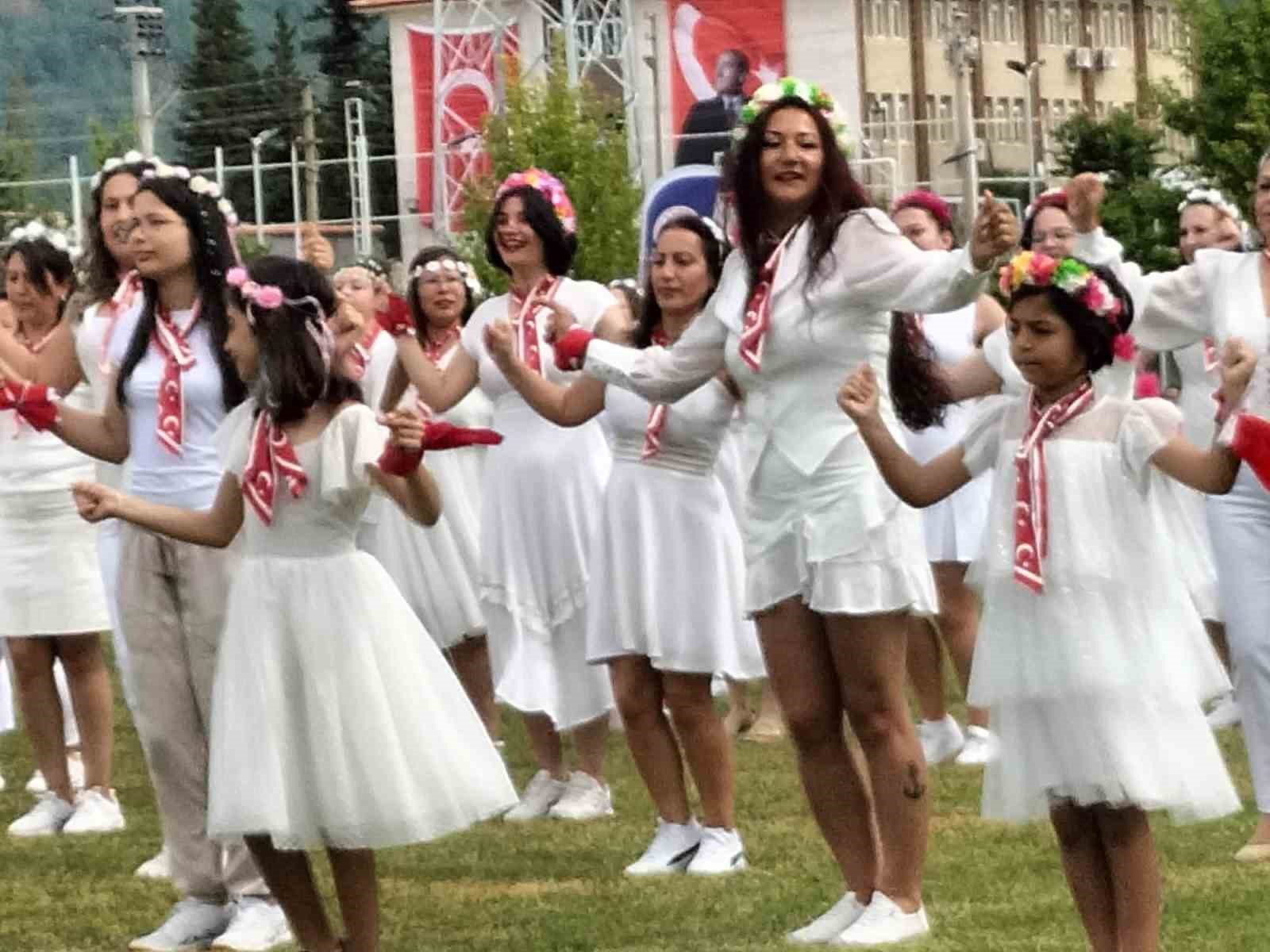 K&ouml;yceğiz&rsquo;de 19 Mayıs coşkusu yaşandı
