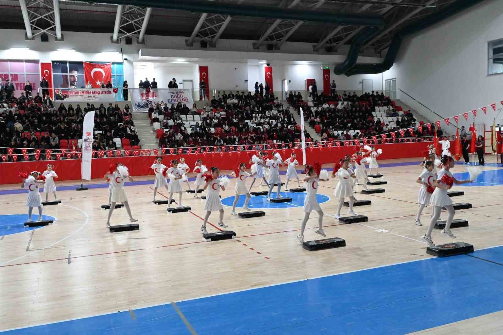 Boz&uuml;y&uuml;k&rsquo;te 19 Mayıs Atat&uuml;rk&rsquo;&uuml; Anma, Gen&ccedil;lik ve Spor Bayramı coşkuyla kutlanıyor
