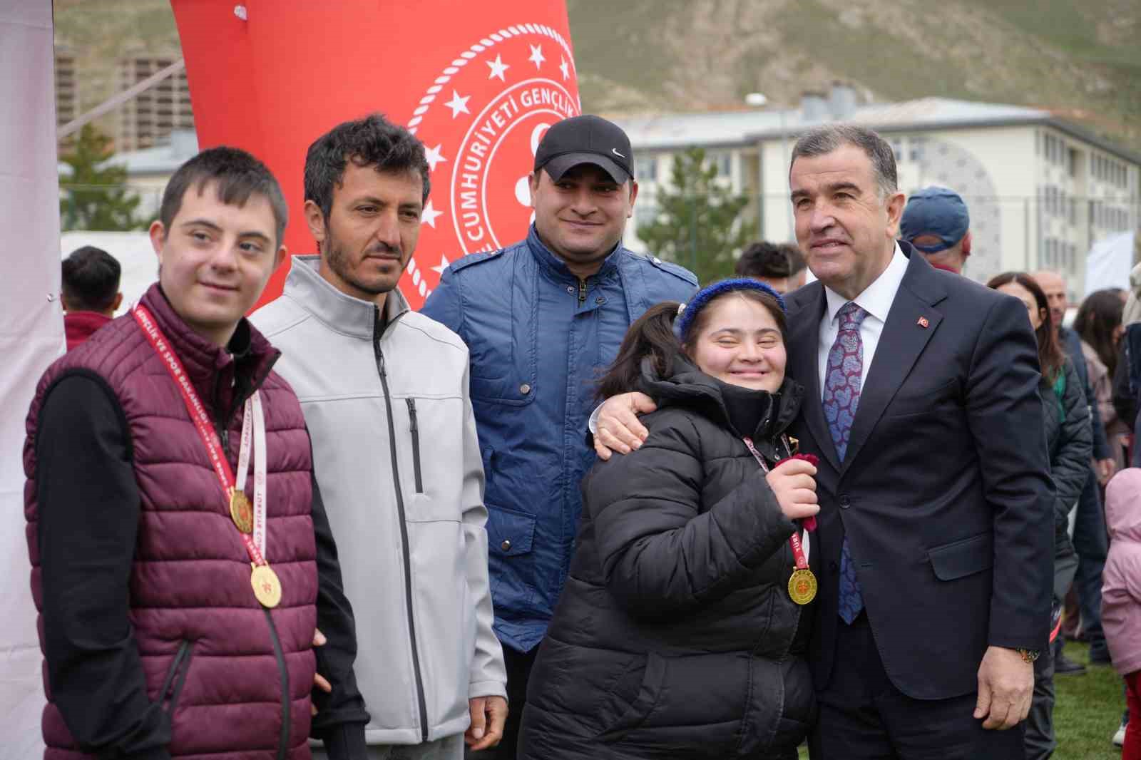 Bayburt’ta 19 Mayıs coşkusu