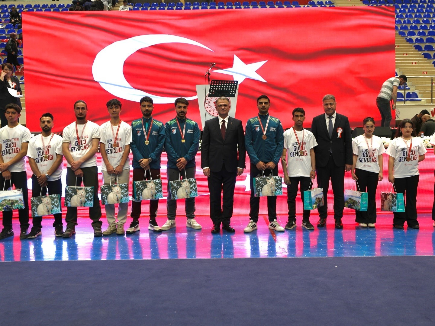 Van’da 19 Mayıs coşkusu