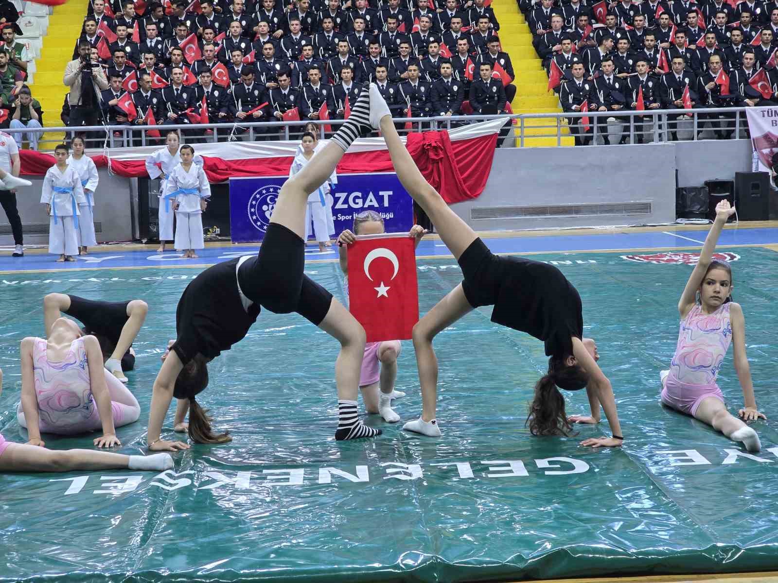 Yozgat’ta 19 Mayıs Gençlik ve Spor Bayramı çeşitli etkinliklerle kutlandı
