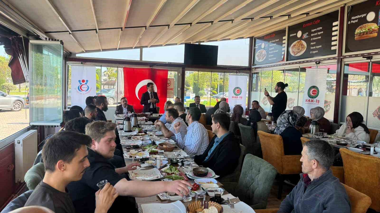 19 Mayıs Coşkusu Emek ve Dayanışma Kahvaltısında Buluştu