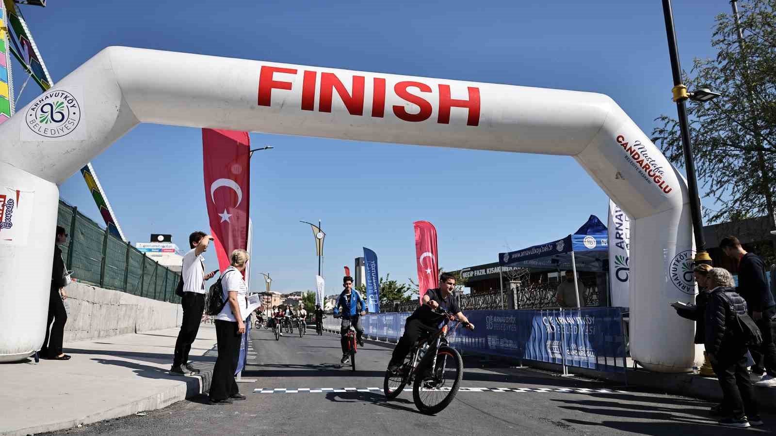Arnavutköy’de 19 Mayıs etkinlikleri coşku içerisinde gerçekleştirildi