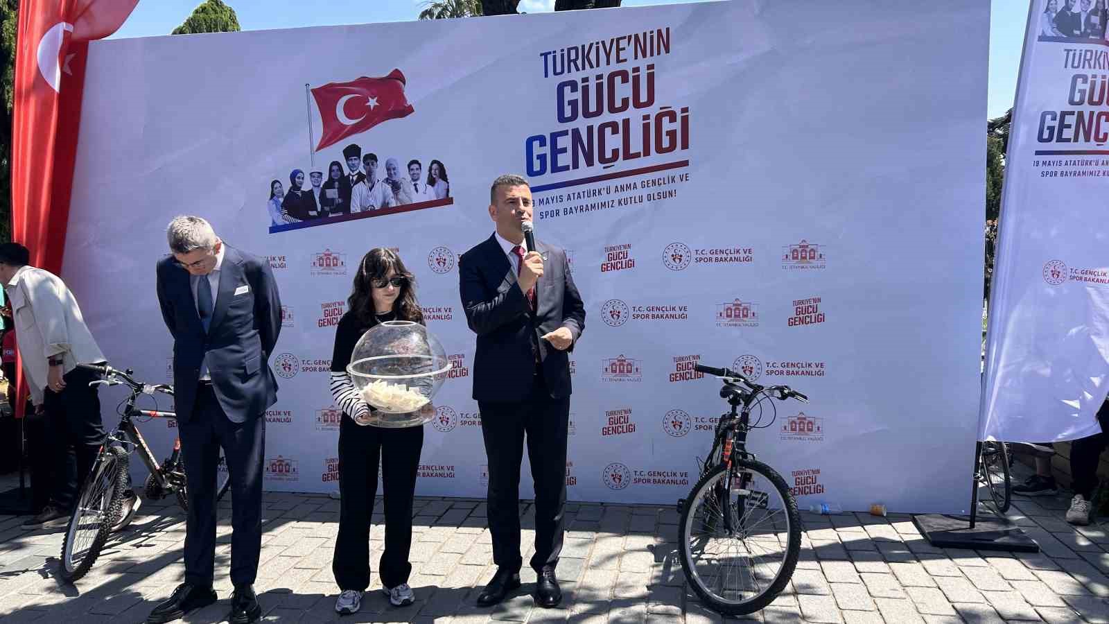 19 Mayıs’ta Sultanahmet’ten Dolmabahçe’ye pedal çevirdiler