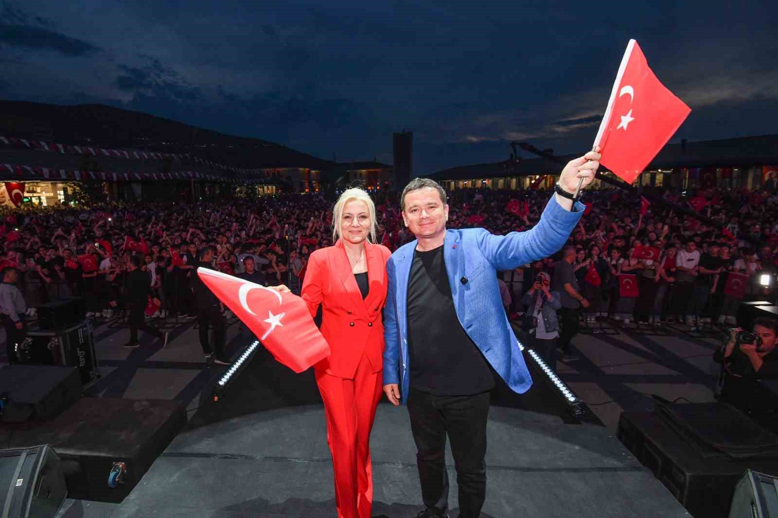 Osmangazi’de 25 bin genç 19 Mayıs coşkusunda buluştu