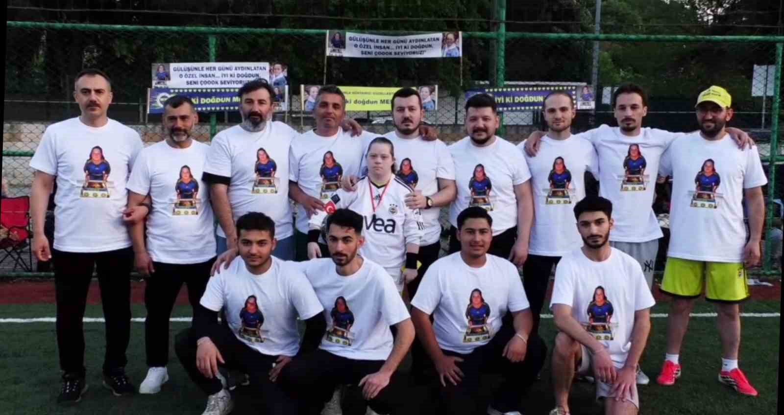 Down sendromlu Melisa’nın halı saha hayali gerçek oldu