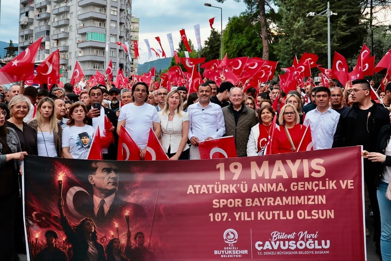 Denizli’de 19 Mayıs coşkusu Manga ile zirveye ulaştı