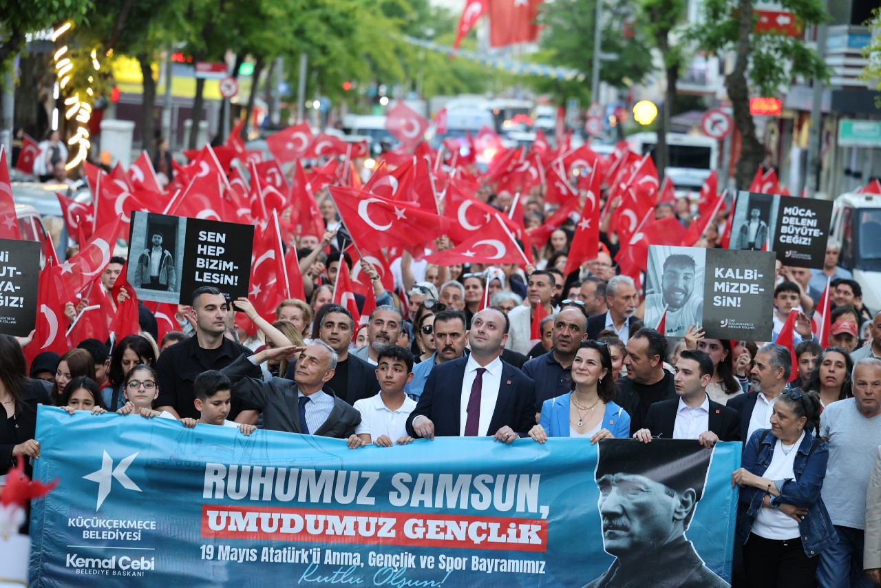 Küçükçekmece’de gün boyu süren 19 Mayıs coşkusu

