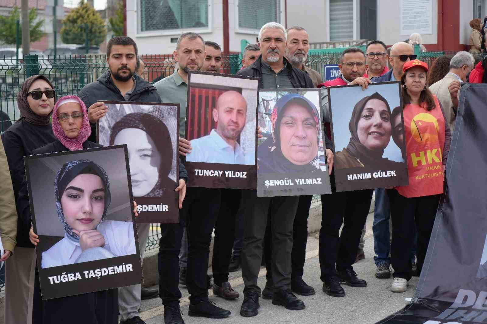 Dilovası&rsquo;ndaki kozmetik fabrikası yangını davasının ikinci duruşması başladı
