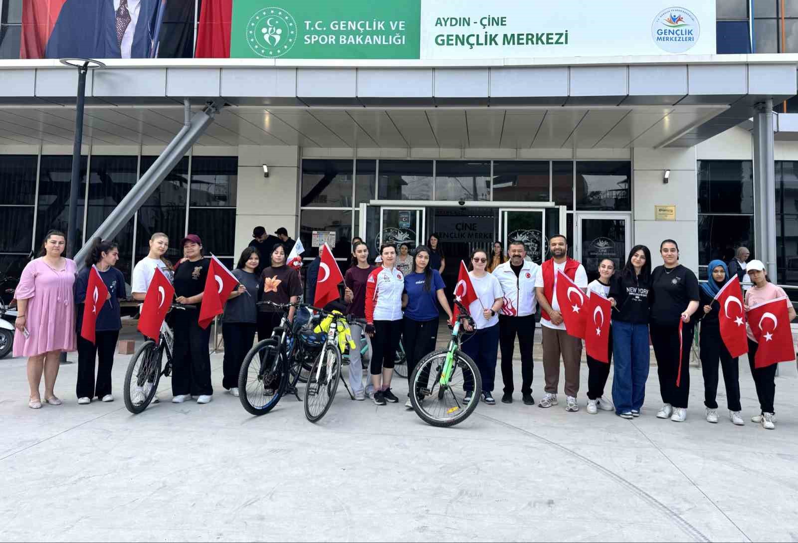 Çine’de ’sağlıklı yaşam’ için pedal çevirdiler
