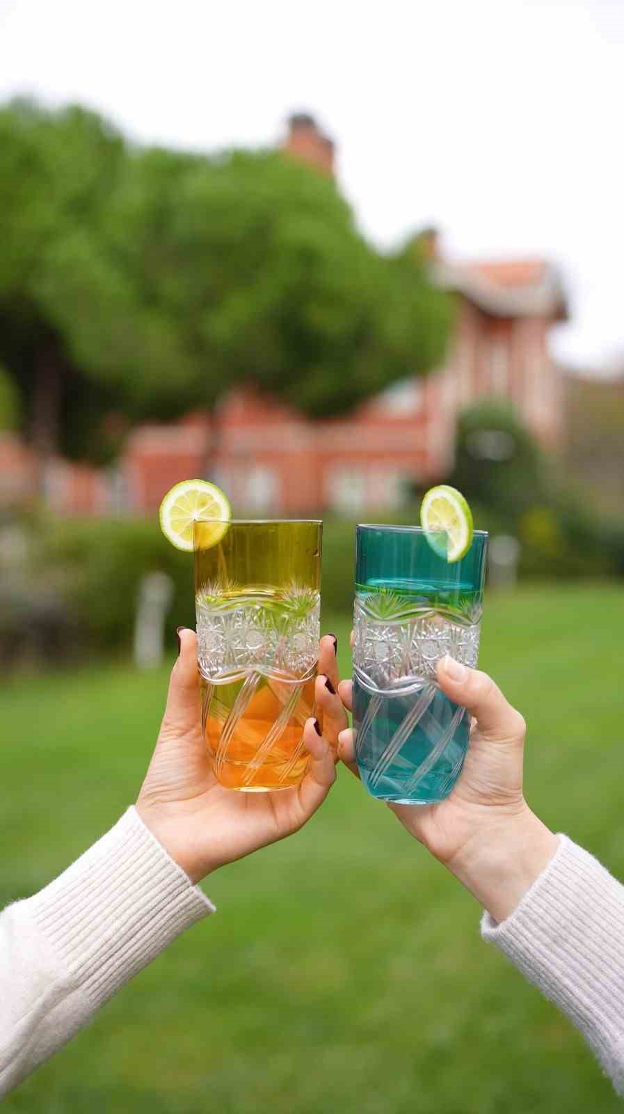 &Uuml;nl&uuml; Kristal firmasından fidan seferberliği
