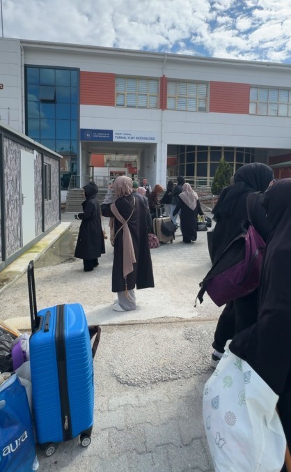 Tokat&rsquo;ta taşkın riskine karşı vatandaşlar g&uuml;venli b&ouml;lgelere taşındı
