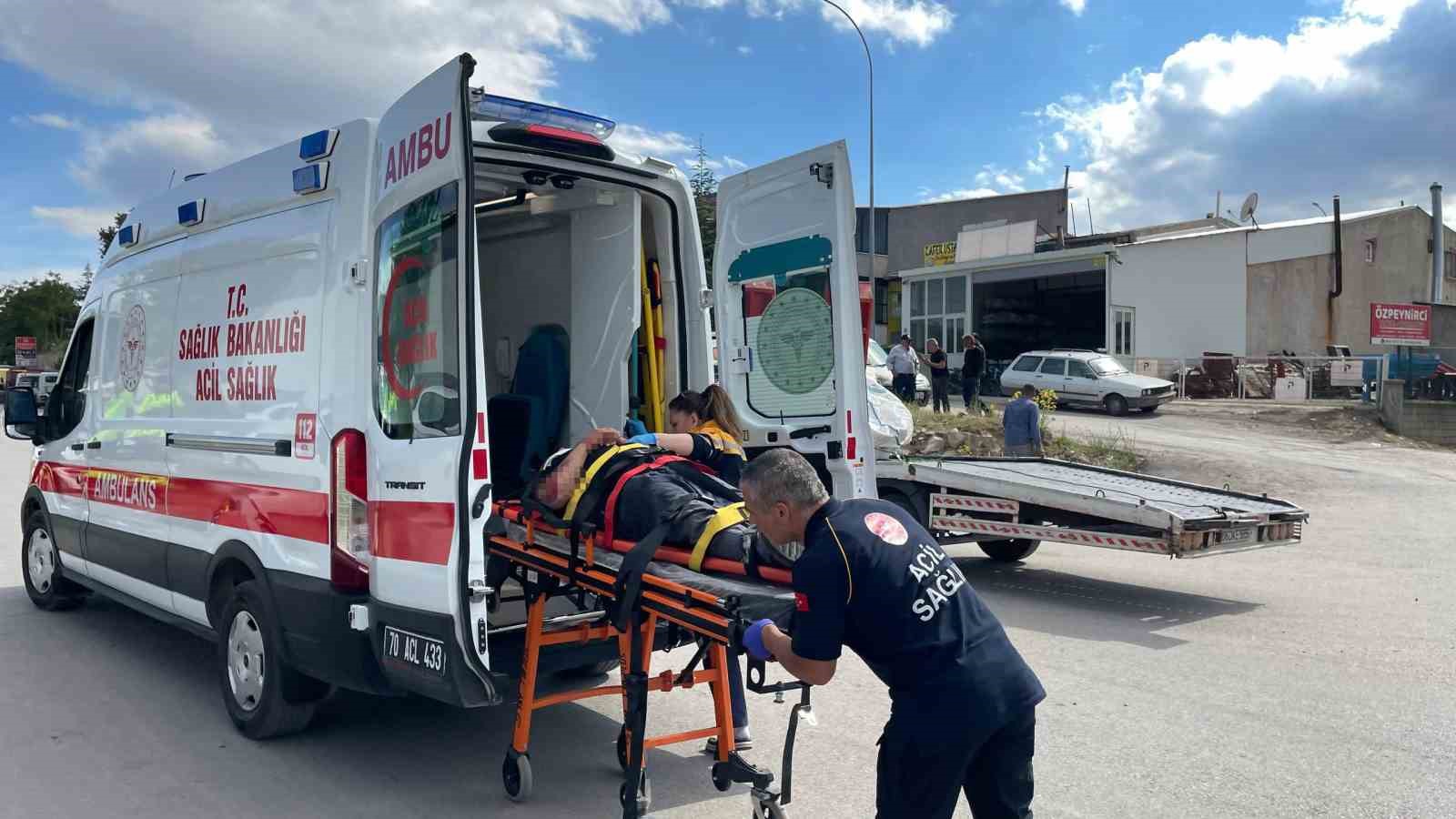 Motosiklet sürücüsünün yaralandığı kaza kameraya yansıdı