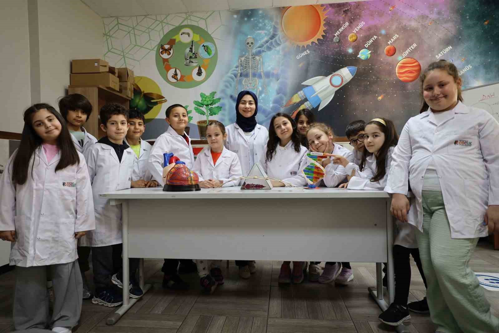 Başiskele &Ccedil;ocuk &Uuml;niversitesi 600 &ouml;zel yetenekli &ouml;ğrenciyi geleceğe hazırlıyor
