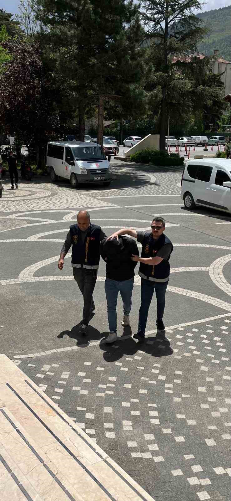 Akşehir&rsquo;de uyuşturucu operasyonu
