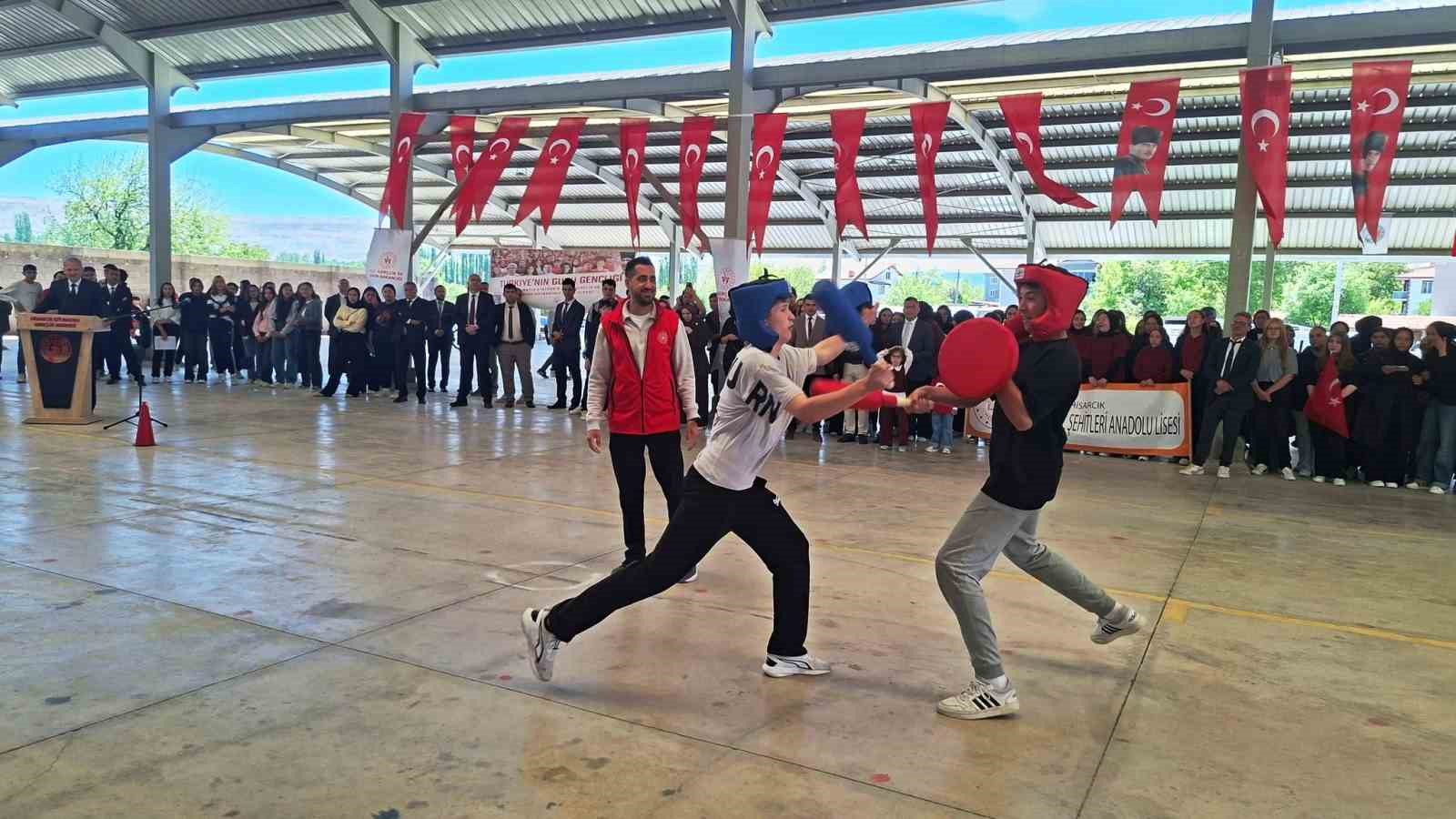 Hisarcık’ta geleneksel matrak oyunu büyük ilgi gördü