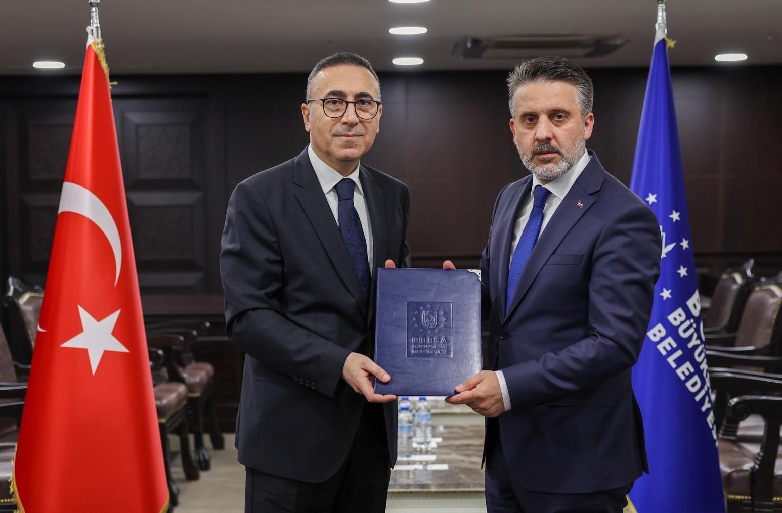 Büyükşehir’de banka promosyonu 90 bin lira