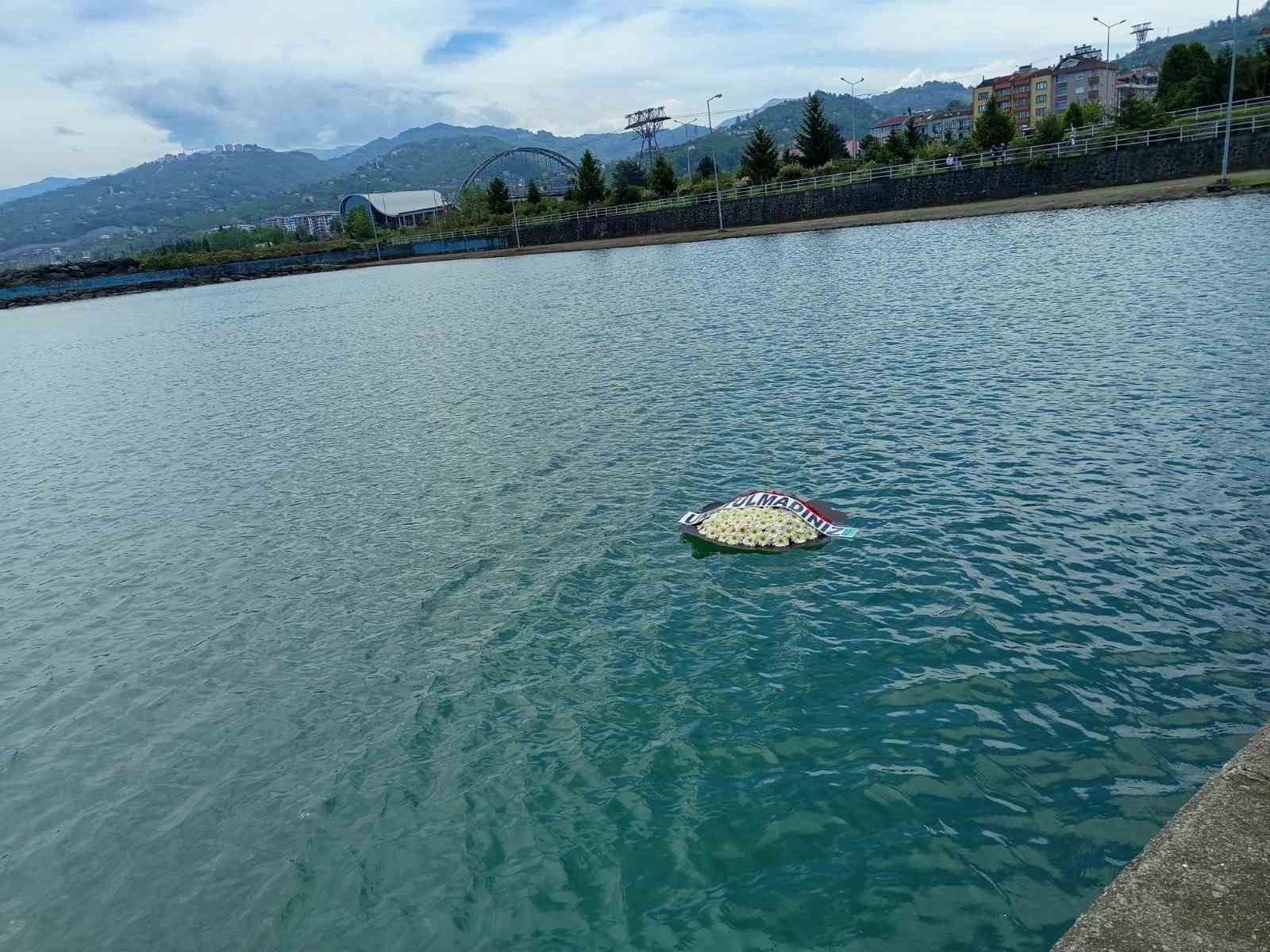 Trabzon&rsquo;da 26 yıl &ouml;nce deniz faciasında hayatını kaybeden 38 kişi unutulmadı
