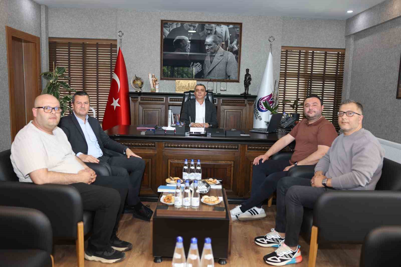 Şehzadeler Belediyesinden personeline bayram müjdesi