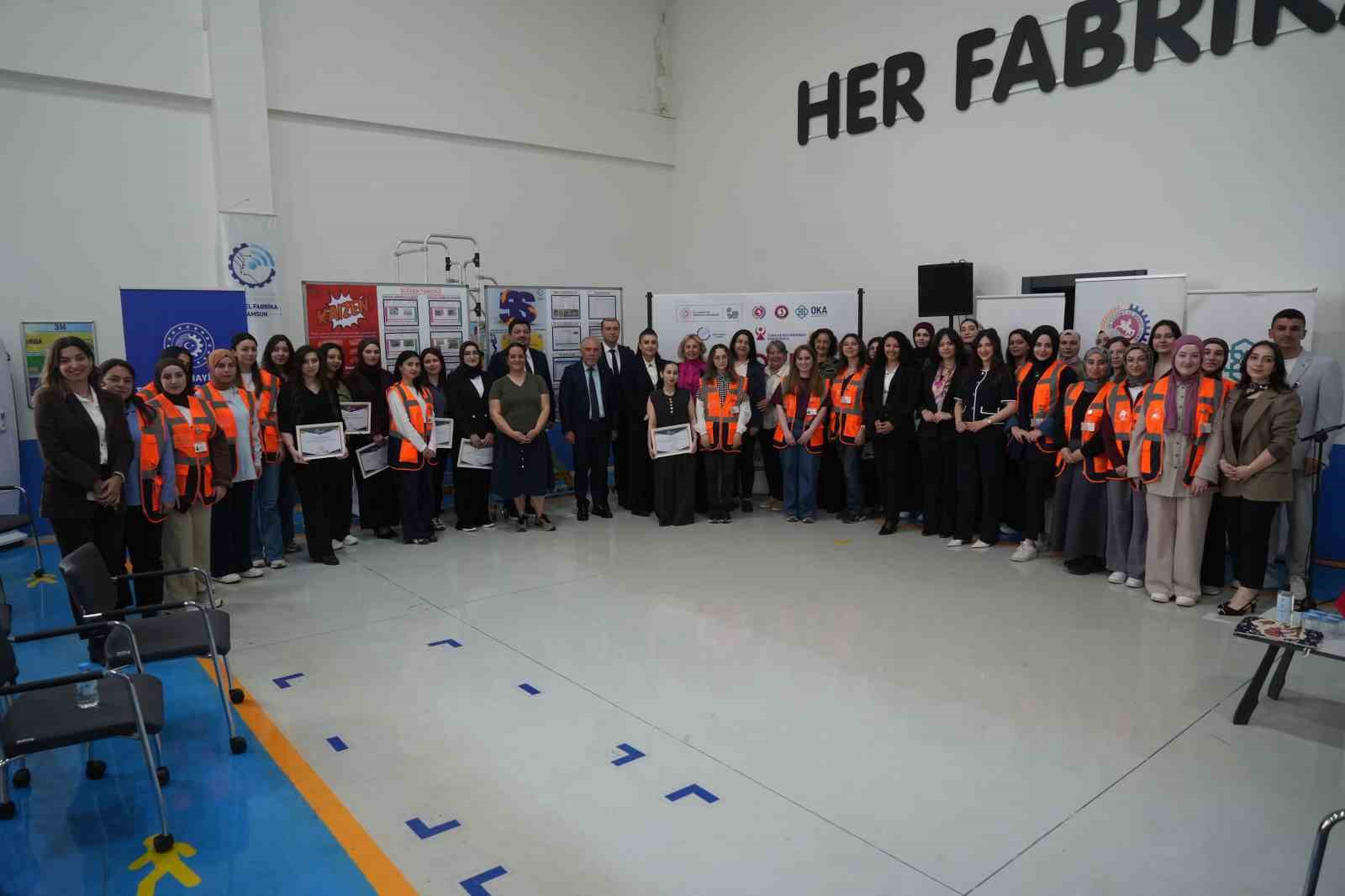 Samsun&rsquo;da Kadın M&uuml;hendis Okulu ikinci d&ouml;nem mezunlarını verdi
