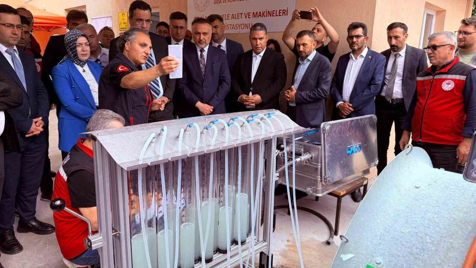 Türkiye’nin ilk zirai mücadele test istasyonu Sarıgöl’de açıldı