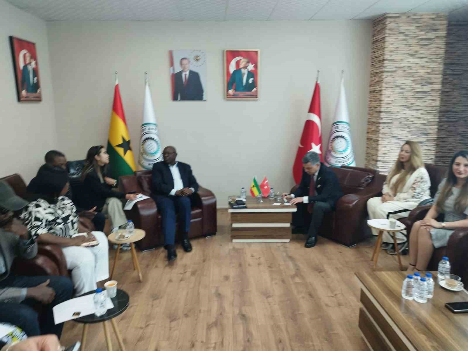 Gana Cumhuriyeti Yatırım Kurulu Başkanı ve heyeti Ankara&rsquo;da
