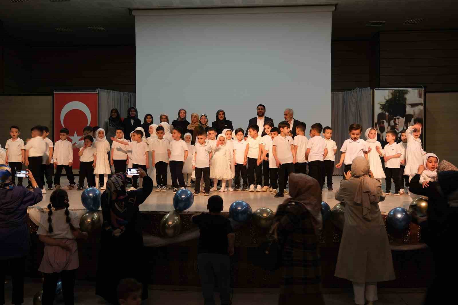 4-6 yaş Kur’an kursunda mezuniyet coşkusu