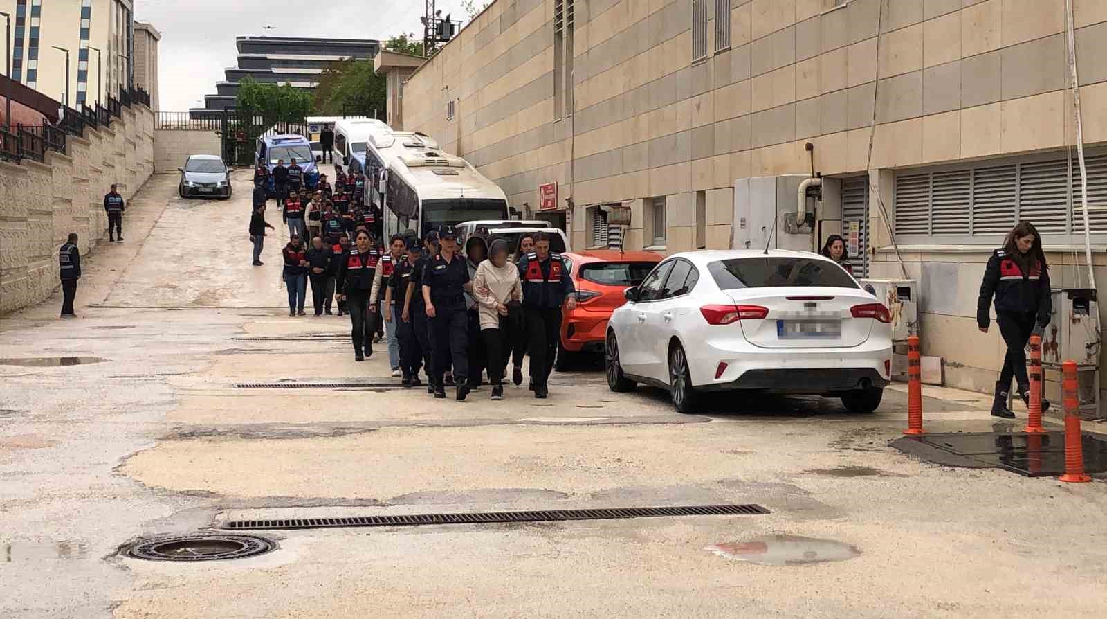 Elazığ’da özel sağlık kuruluşlarına operasyon: 19 şüpheli adliyeye sevk edildi