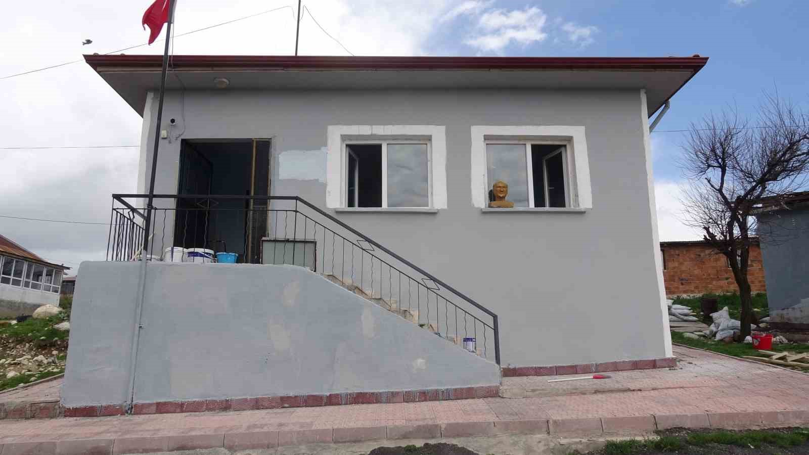 Jandarmadan k&ouml;y okuluna destek
