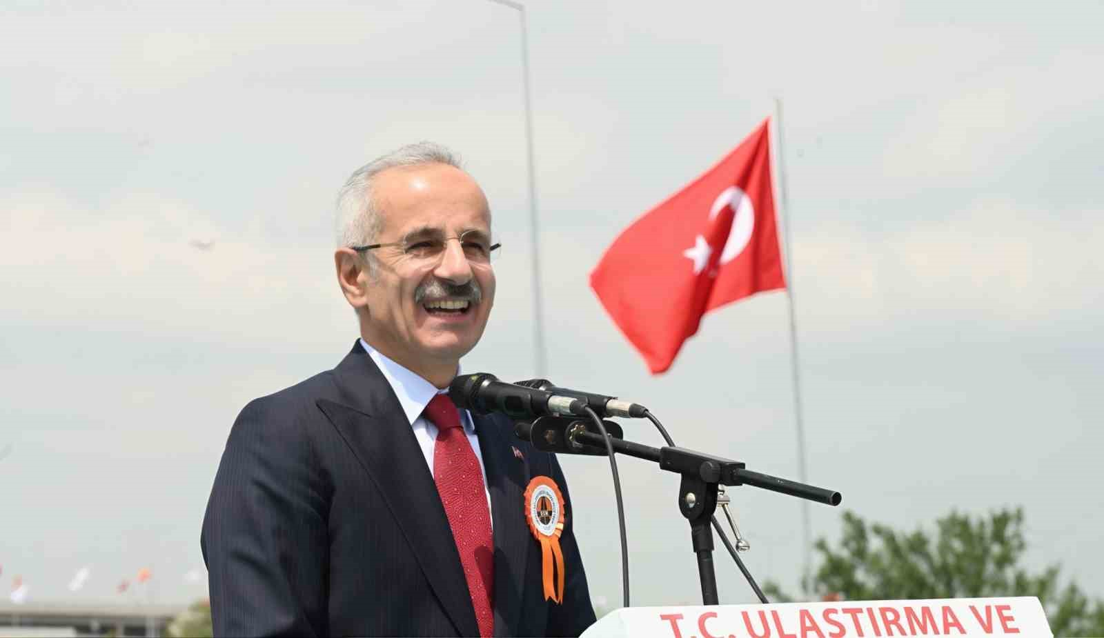 Bakan Uraloğlu: "Nissibi Köprüsü ile 11 yıllık süreçte 5,9 milyar lira tasarruf sağladık"