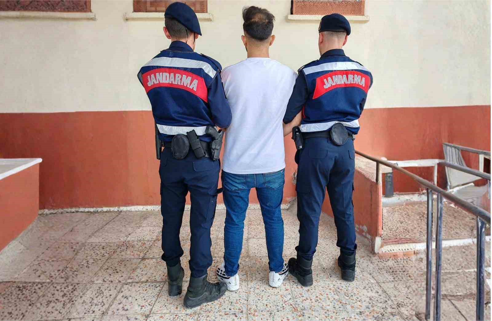 Gaziantep’te jandarmadan yasadışı bahis operasyonu: 2 şahıs tutuklandı