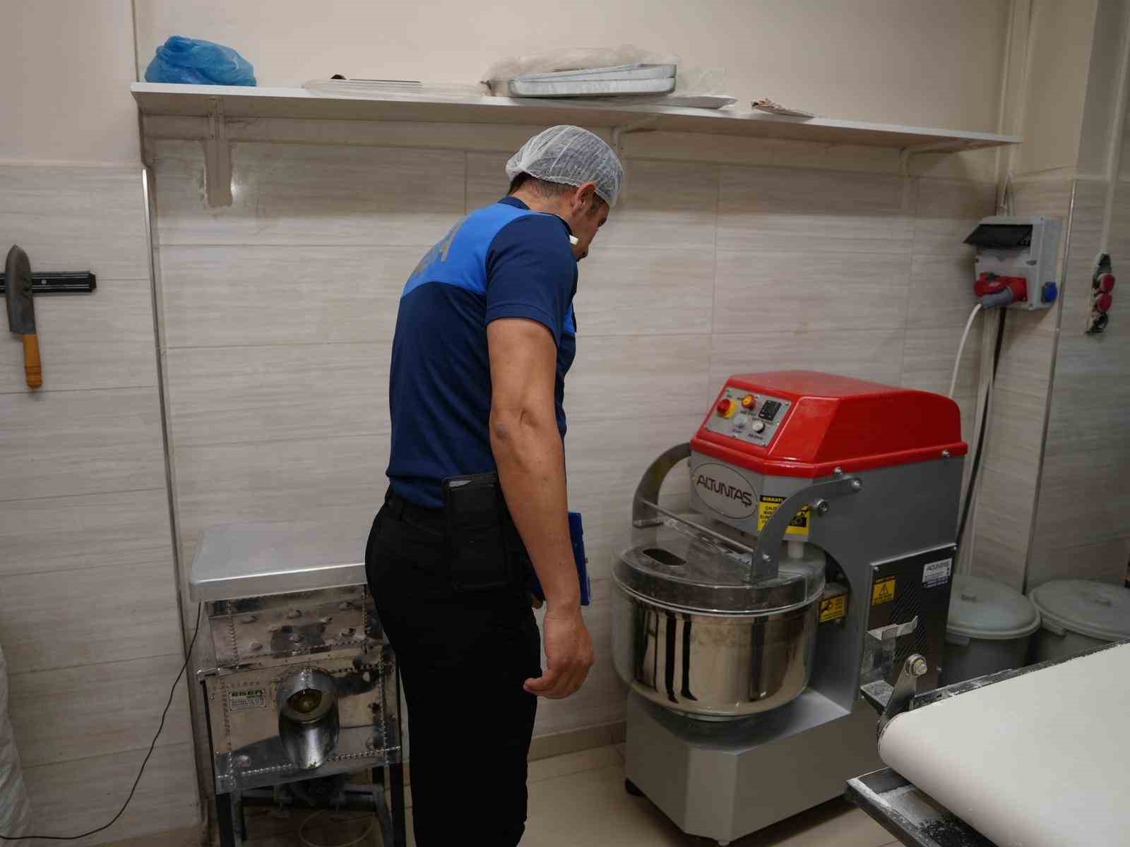 D&uuml;zce&rsquo;de fırın ve pasta imalat ve satış noktaları denetlendi
