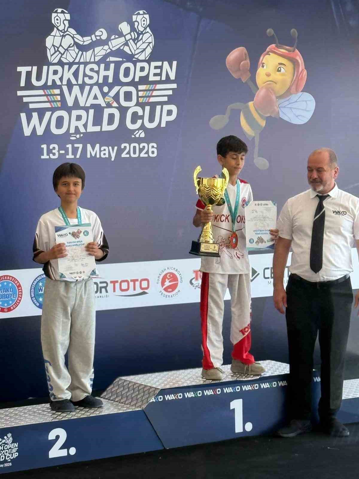 Niğdeli sporcular 8 madalya ile döndü
