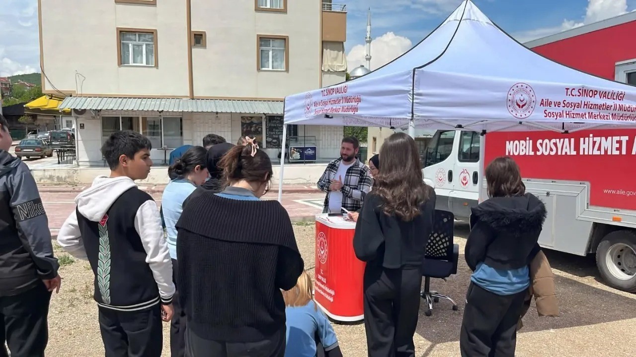 Sinop&rsquo;ta sosyal hizmetler sahaya indi: Mobil ara&ccedil;la yerinde destek
