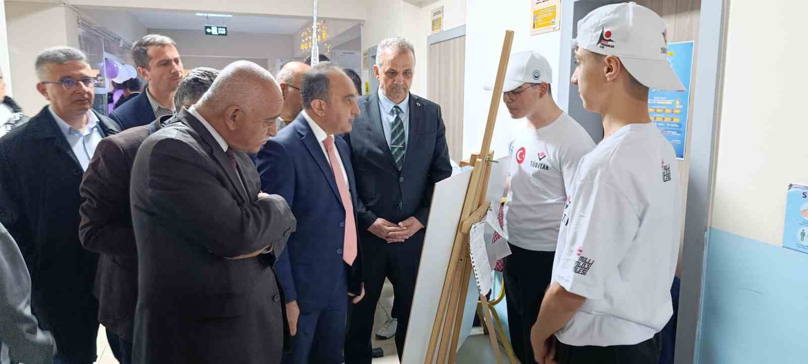 Proje okulundan büyük başarı: 18 proje kabul edildi