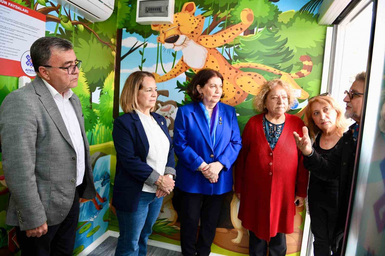 Altıeylül’de bebek bakım ve emzirme kabinleri açıldı
