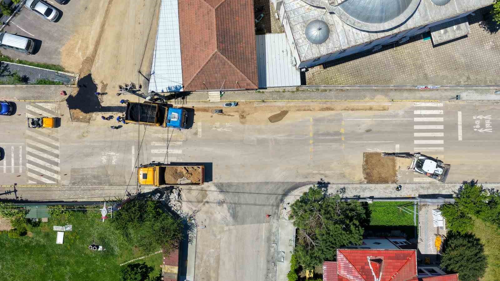 Başiskele&rsquo;de mahalleler "K&ouml;şe Bucak G&uuml;zel İşler" &ccedil;alışmasıyla yenileniyor
