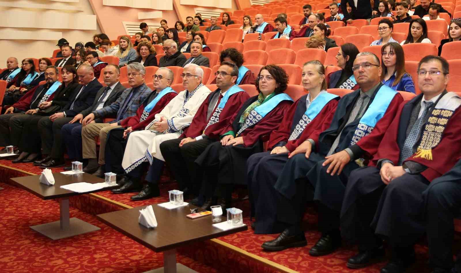 ESOG&Uuml; 2025 yılı &ouml;d&uuml;lleri sahiplerini buldu
