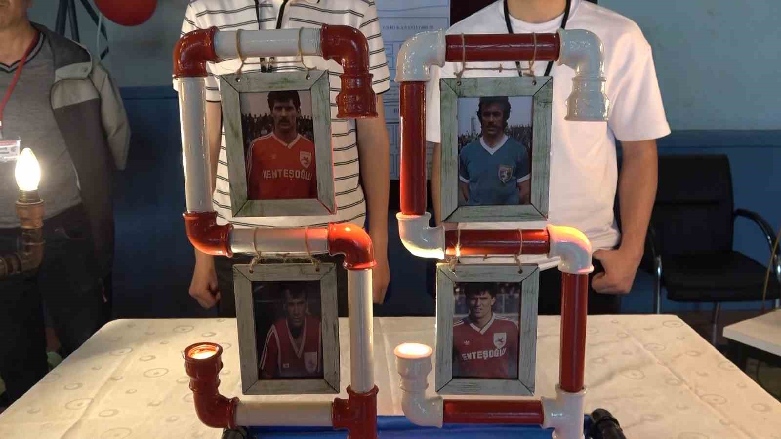 Meslek lisesi öğrencileri atık boruları sanata dönüştürdü