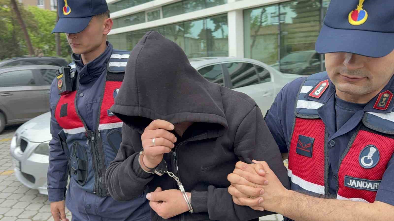Uyuşturucu operasyonu: Baba-oğul g&ouml;zaltında
