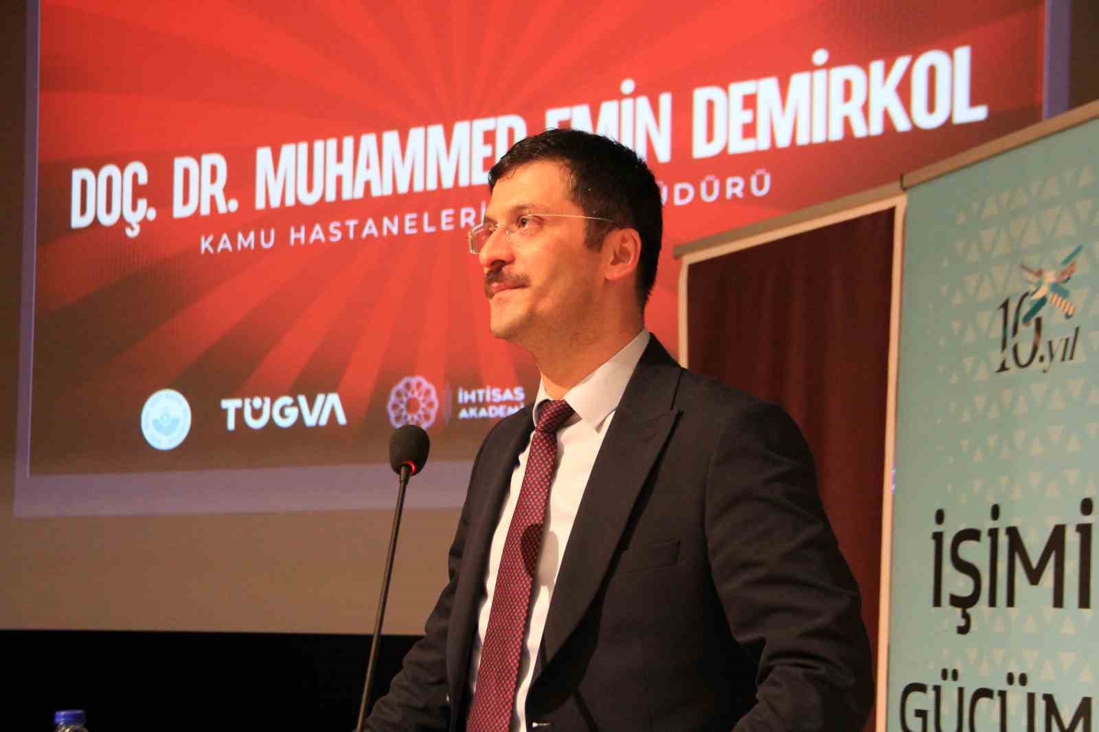 Kamu Hastaneleri Genel M&uuml;d&uuml;r&uuml; Demirkol, T&uuml;rkiye&rsquo;nin yerli ultrason &uuml;retimine başlayacağını duyurdu
