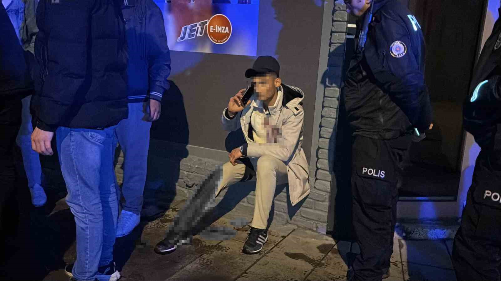 Aksaray’da kaybolan köpeğini arayan genç, 2 kişi tarafından bıçaklandı