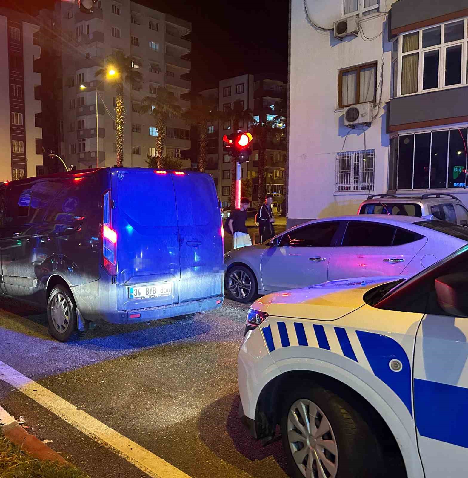 Adana’da silahlı saldırı: 1 ağır yaralı
