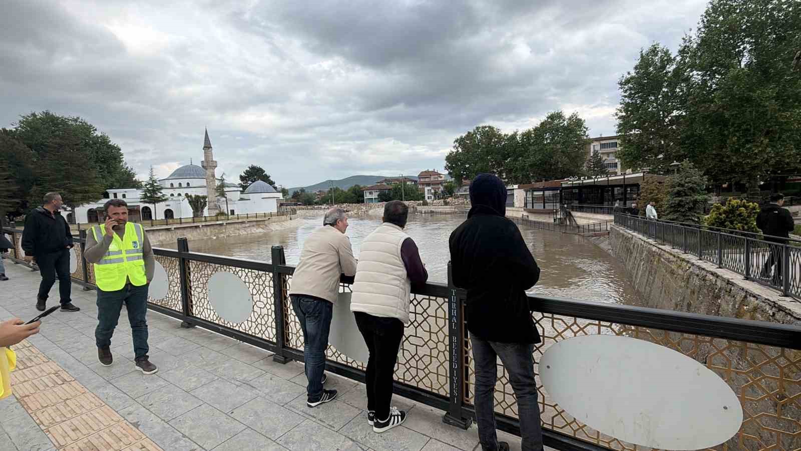 Yeşilırmak 2 günde 15 santimetre yükseldi