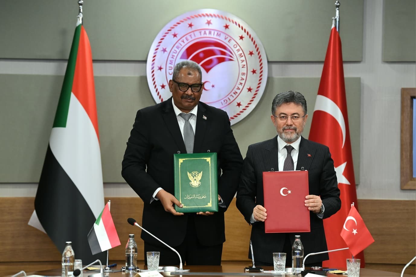 Türkiye-Sudan KEK 16. Dönem Toplantısı kapsamında imza töreni